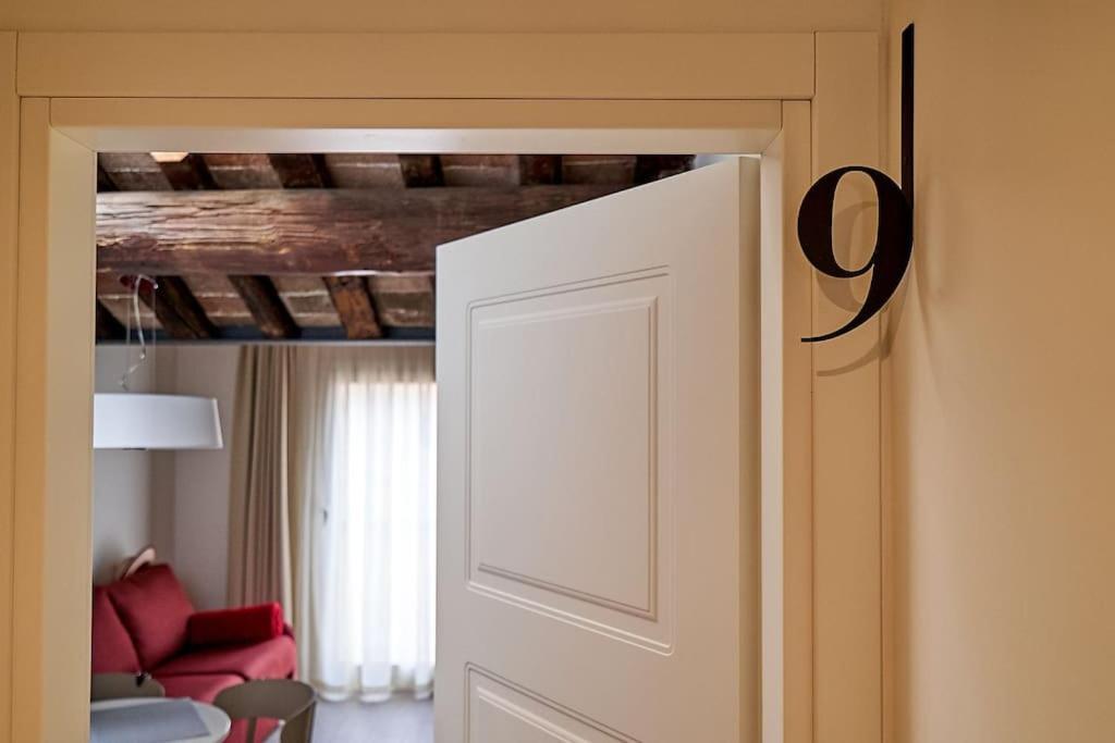 Residenza Subitosanto "Gigliola": Terrace Apartment with Basilica View Padova Exterior photo