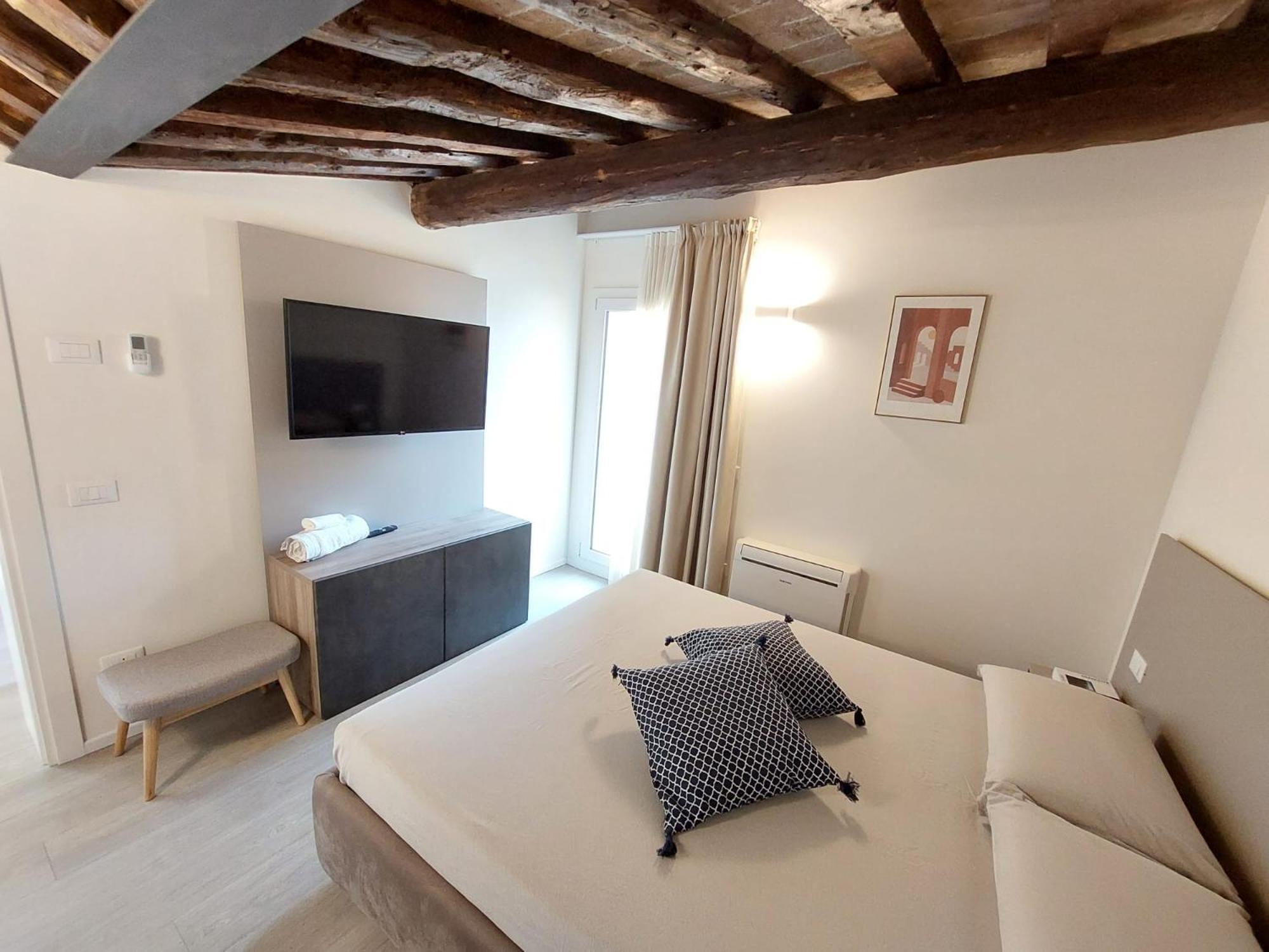 Residenza Subitosanto "Gigliola": Terrace Apartment with Basilica View Padova Exterior photo
